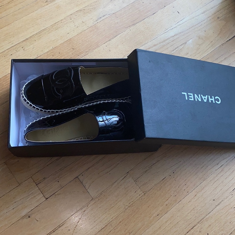 Chanel Black Espadrilles Flats size 39